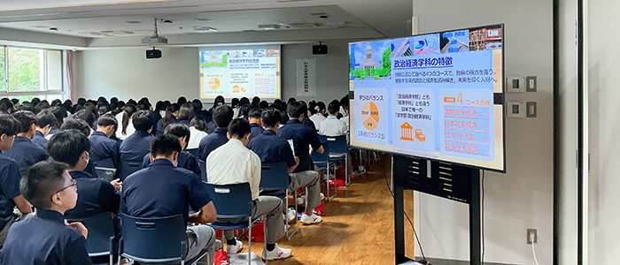 大学付属校の強みを実感！学部合同説明会で将来の選択肢を広げる