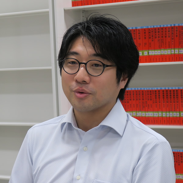 横田明佳史先生